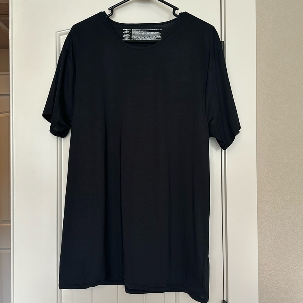 NWOT -  Men’s athletic shirt, size XL